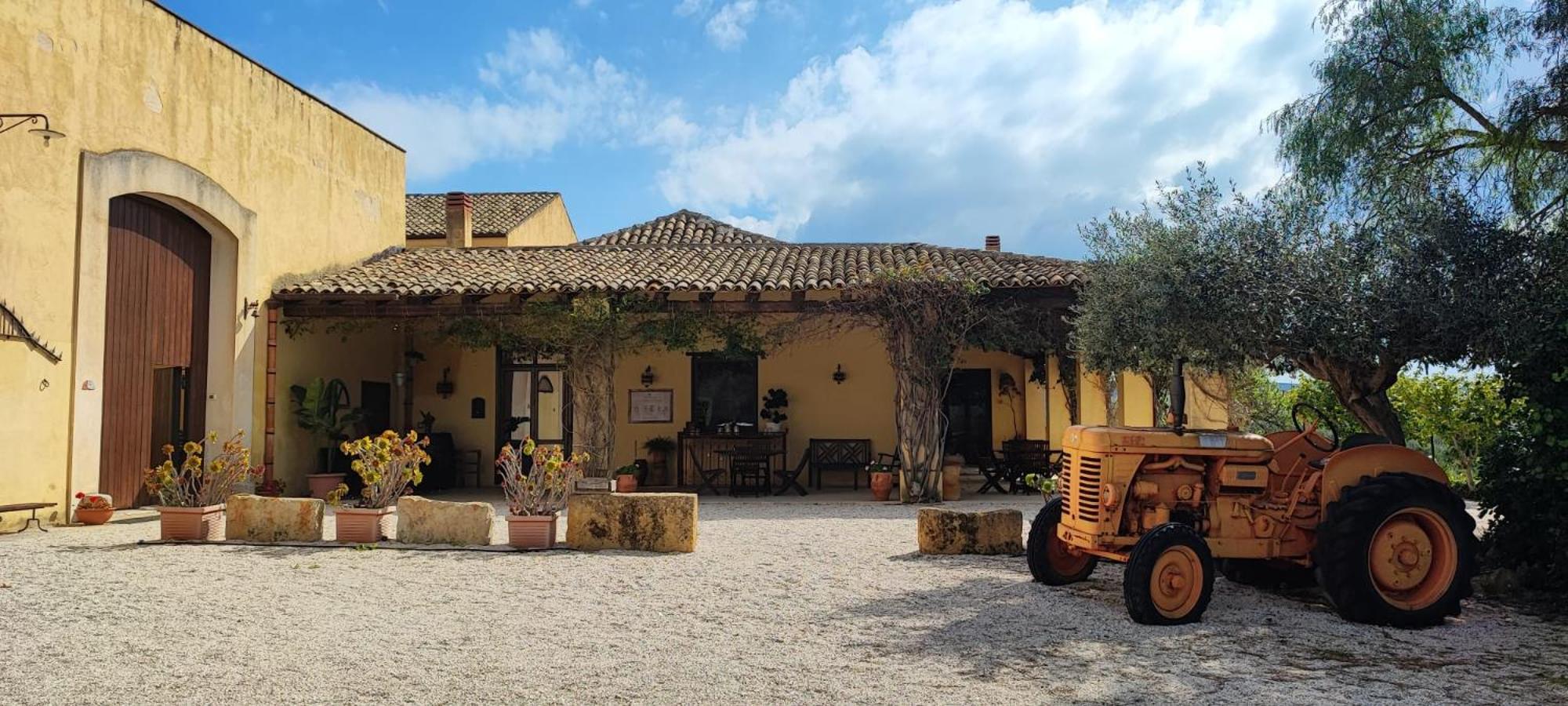 Agriturismo Baglio Vecchio Castelvetrano Exterior photo